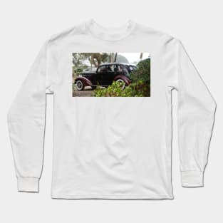 Here comes the Bride - Magpie Springs - Adelaide Hills Wedding - Fleurieu Peninsula wedding Long Sleeve T-Shirt